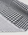 Tecido Viscose Italiano Multi Pied Poule P/B