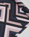 Tecido Viscose Italiano Estampa Macro Geométrica Irregular Tons de Rosa, Azul e Preto