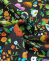Tecido Viscose Acetinada Italiano Campo Floral Colorido e Preto