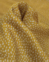 Tecido Viscose Acetinada Italiano Micro Pingos Irregulares Offwhie e Amarelo Mostarda