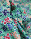 Tecido Viscose Acetinada Italiano Micro Tapee Floral Colorido e Verde Tiffany