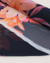 Tecido Crepe Chiffon Italiano Barrado Duplo Macro Flores Tons de Laranja e Azul Marinho
