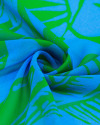 Tecido Crepe Chiffon Italiano Macro Folhas Verde e Azul Celeste