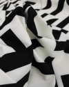 Tecido Crepe de Alfaiataria com Elastano Italiano Macro Letras Preto e Offwhite