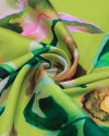 Tecido Crepe Silk Italiano Macro Folhagens Abstratas Colorido e Verde Oliva