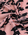 Tecido Micro Fibra Alfaiataria Italiano Camuflado Abstrato Preto e Rosa Chá