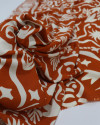 Tecido Viscose Texturizada Folhas e Espirais Creme e Ferrugem