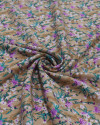 Tecido Viscose Texturizada Micro Buquê Floral Lilás e Bege
