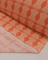 Tecido Crepe Koshibo Estampa Geométrica Creme e Laranja