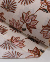 Tecido Crepe Koshibo Flores Pontilhadas Rosé, Marrom e Bege