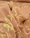 Tecido Crepe Koshibo Ramos de Flores Amarelo Manteiga e Castanho
