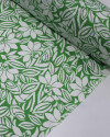 Tecido Crepe Sarjado Folhas e Flores Abstratas Branco e Verde