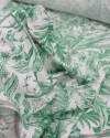 Tecido Linho Misto Estampado Macro Vegetação Verde e Branco
