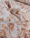Tecido Cambraia de Algodão Ramos em Cashmere Branco e Cobre