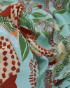 Tecido Viscose Macro Tucanos e Folhagens Terracota, Verde e Sálvia (1.6m)