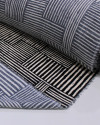 Tecido Viscose Texturizada Listras Geométricas Creme e Preto