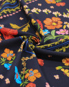 Tecido Viscose Premium Campo Floral em Recortes Colorido e Preto
