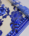 Tecido Viscose Premium Texturizado Barrado Duplo Macro Floral Azul Royal e Creme