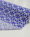 Tecido Viscose Texturizada Estampa Étnica Offwhite e Azul