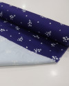Tecido Crepe de Alfaiataria Italiano Micro Flores Branco e Azul Marinho