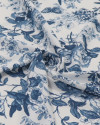 Teccido Crepe Salinas Italiano Ramos Florais Azul Petróleo e Branco
