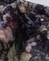 Tecido Crepe Chiffon Texturizado Italiano Tapete Floral Colorido e Preto