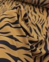 Tecido Crepe Koshibo Leve Animal Print Preto e Marrom