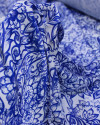 Tecido Crepe Salinas Estampa Paisley e Flores Azul e Branco
