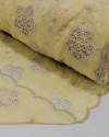 Tecido Cambraia Bordada Campo Floral Bege e Amarelo Manteiga