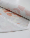 Tecido Viscose Italiano Pintura em Aquarela Flores Coral e Cinza