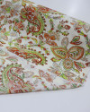 Tecido Viscose Estampa Paisley Tons Quentes e Creme