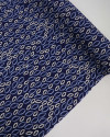 Tecido Viscose Folhas em Rascunho Branco e Tons de Azul