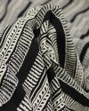 Tecido Viscose Texturizado Listras Estampadas Creme e Preto