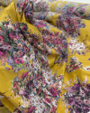 Tecido Tactel Fino Macro Buqê Floral Colorido e Amarelo Mostarda