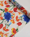 Tecido Crepe Chiffon Italiano Macro Flores Coloridas e Offwhite