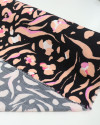 Tecido Viscose Estampa Figuras Abstratas Salmão, Rosa e Preto