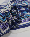 Tecido Crepe de Viscose Estampa Lenço Flores e Ramos Offwhite e Azul