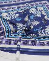 Tecido Crepe de Viscose Estampa Lenço Flores e Ramos Offwhite e Azul