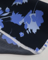 Tecido Crepe de Viscose Italiano Folhagens Abstratas Tons de Azul e Preto