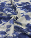 Tecido Crepe Silk Italiano Flores Abstratas Tons de Azul e Creme 