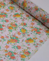 Tecido Crepe Chiffon Texturizado Campo Floral Verde, Laranja e Tons de Rosa