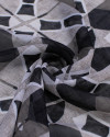 Tecido Crepe Chiffon Italiano Quadriculado Estampado Preto e Tons de Cinza