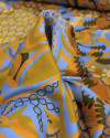 Tecido Crepe Silk Italiano Estampa Floral Absrtata Creme, Azul e Amarelo Mostarda