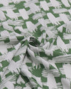 Tecido Viscose Texturizada Pinceladas Branco e Verde Musgo
