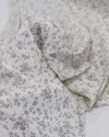 Tecido Linho Misto Camisaria Micro Ramos Florais Cinza e Creme