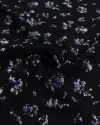 Tecido Viscose Fina Micro Buquê Floral Azul, Branco e Rosa