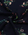 Tecido Crepe de Viscose Ramos Florais Colorido e Azul Marinho