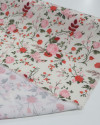 Tecido Crepe Salinas Italiano Campo de Rosas Vermelho e Creme