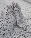 Tecido Crepe de Viscose Italiano Micro Corações Irregulares P/B