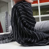Tecido Viscose Risca de Giz Branco e Preto